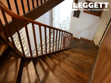 ahr0chm6ly9jzg4uagvzdglhlmltbw8vaw1hz2uvvevom