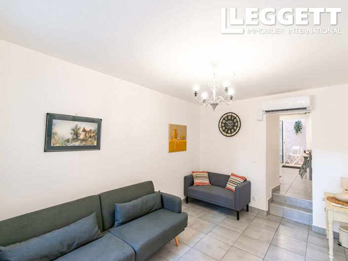 Image No.2-3 Bed House for sale