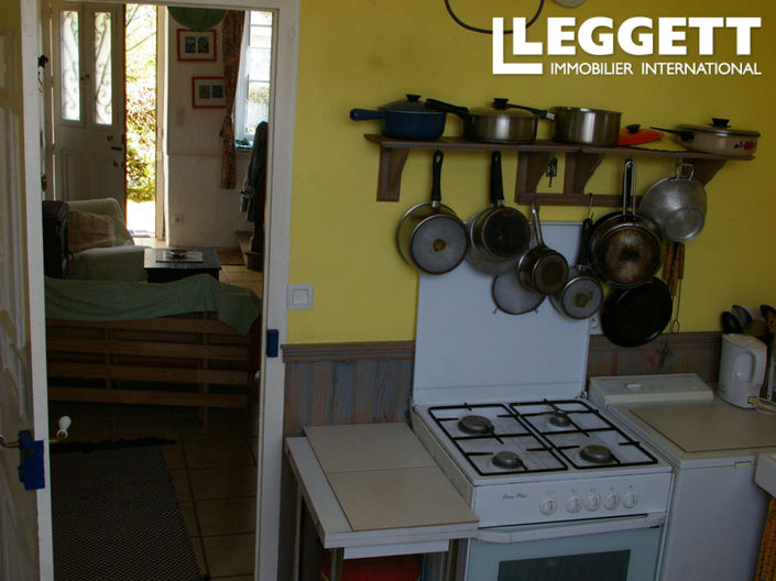 Image No.8-4 Bed House for sale