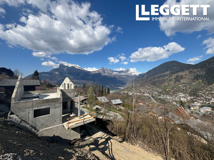 Image No.5-5 Bed House for sale