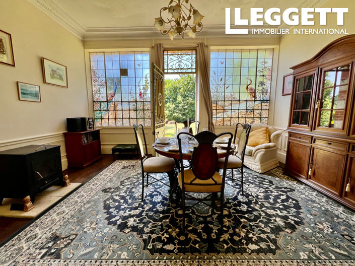 Image No.5-Maison de 5 chambres à vendre à Javerlhac-et-la-Chapelle-Saint-Robert