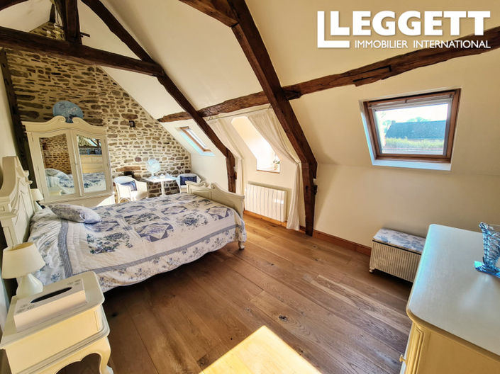 Image No.7-4 Bed House for sale