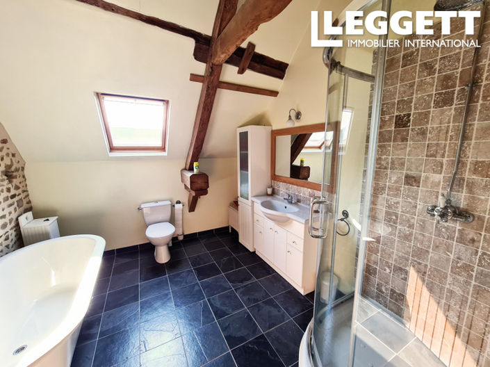 Image No.8-4 Bed House for sale