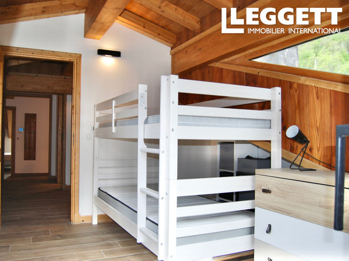 Image No.7-3 Bed Apartment for sale