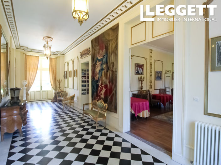 Image No.2-11 Bed Chateaux for sale