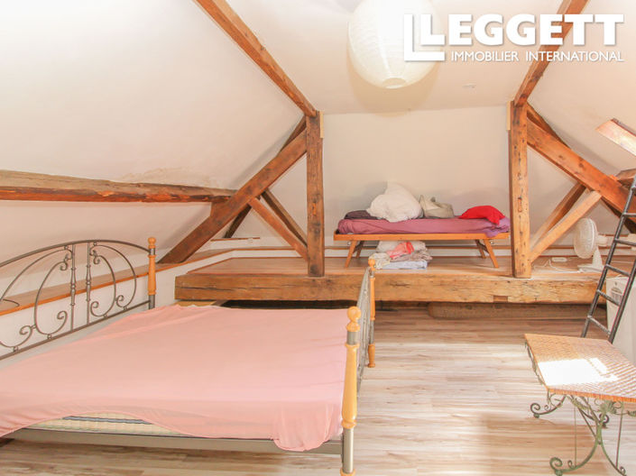 Image No.4-5 Bed House for sale