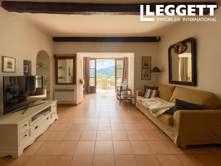 Image No.6-4 Bed House for sale