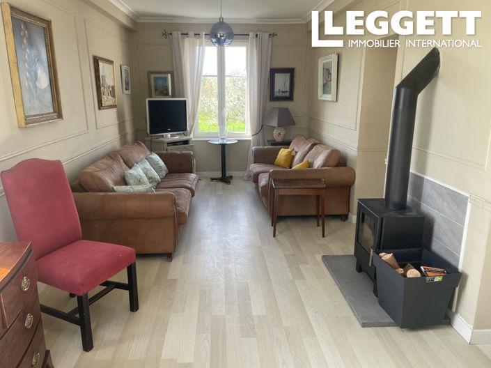 Image No.3-6 Bed House for sale