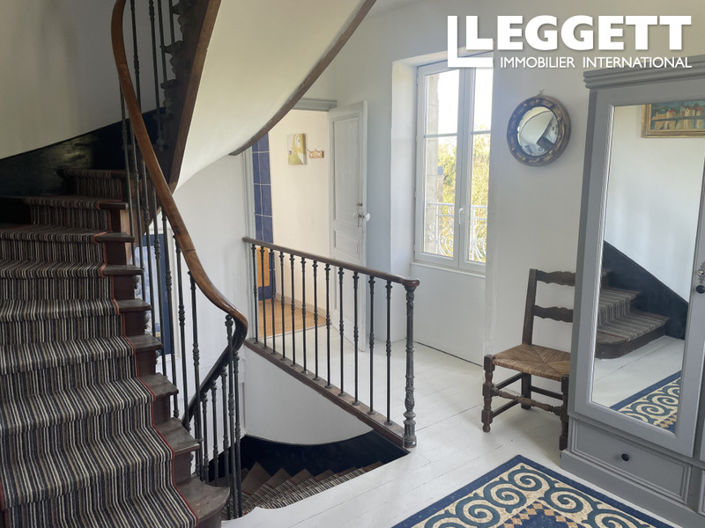 Image No.5-6 Bed House for sale