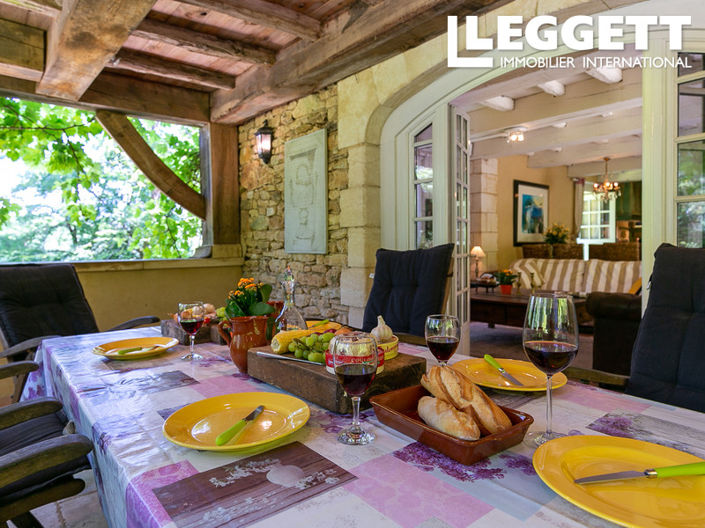 Image No.4-10 Bed House for sale