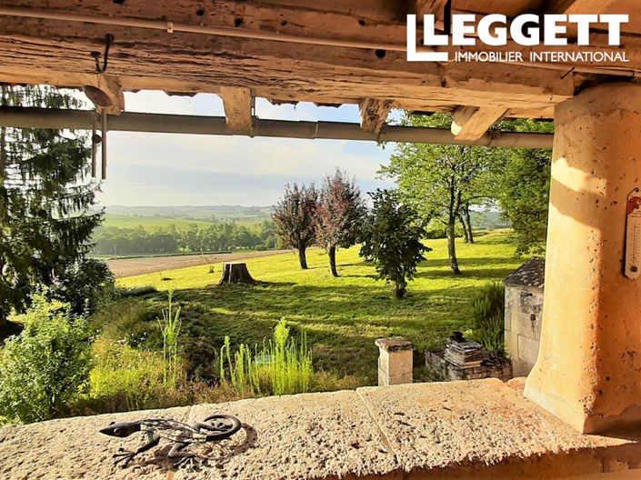 Image No.5-5 Bed House for sale