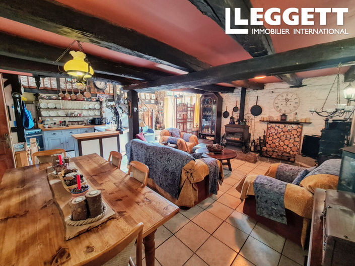 Image No.3-8 Bed House for sale