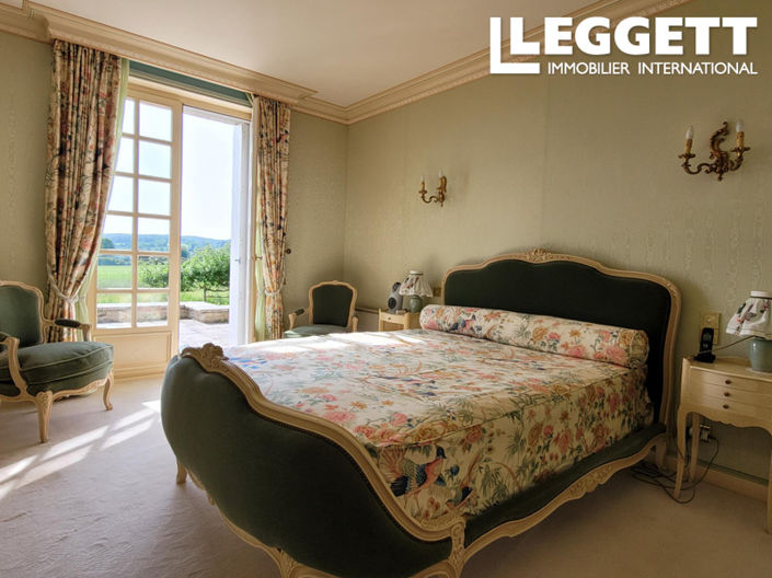 Image No.4-5 Bed House for sale