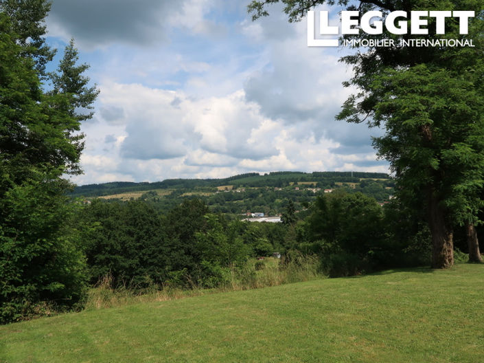 Image No.10-6 Bed House for sale