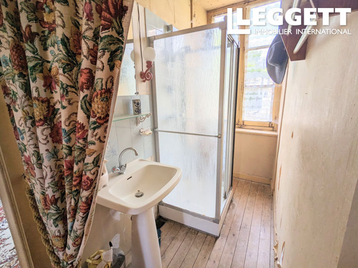 Image No.6-3 Bed House for sale