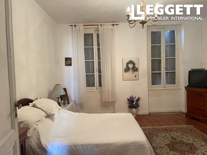 Image No.7-4 Bed House for sale