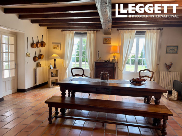 Image No.7-4 Bed House for sale