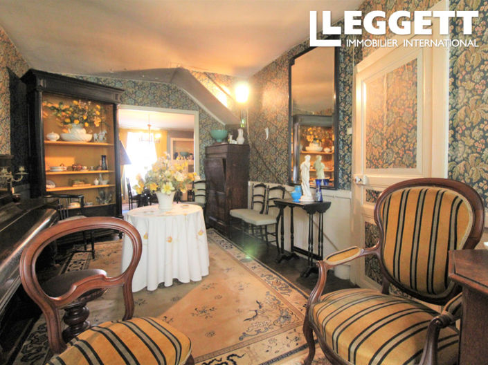 Image No.7-5 Bed House for sale