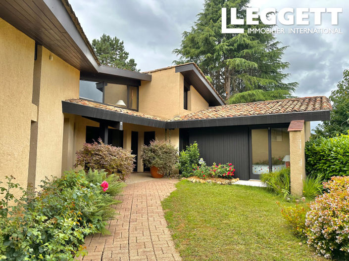 Image No.2-5 Bed House for sale