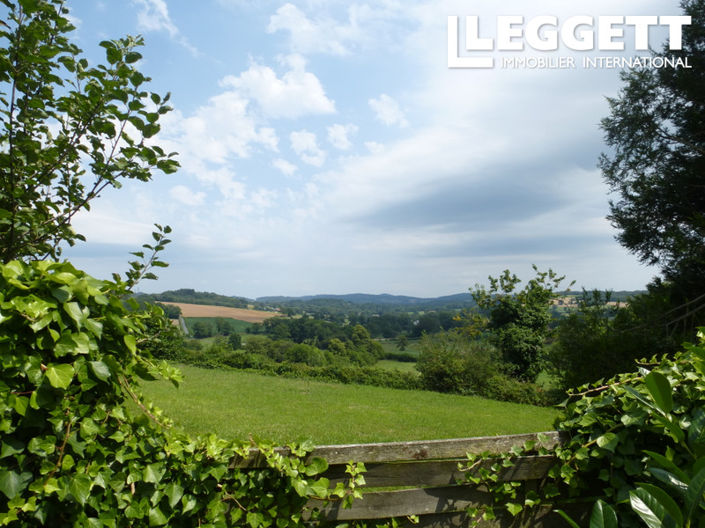 Image No.6-7 Bed House for sale