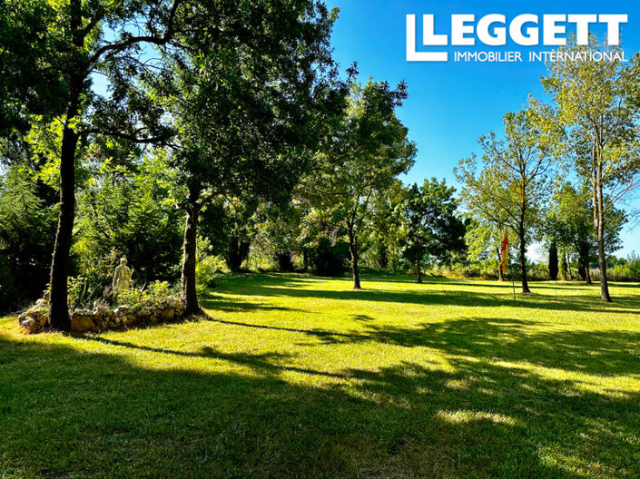 Image No.2-5 Bed House for sale