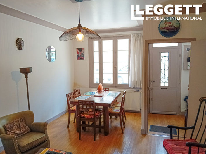 Image No.2-4 Bed House for sale