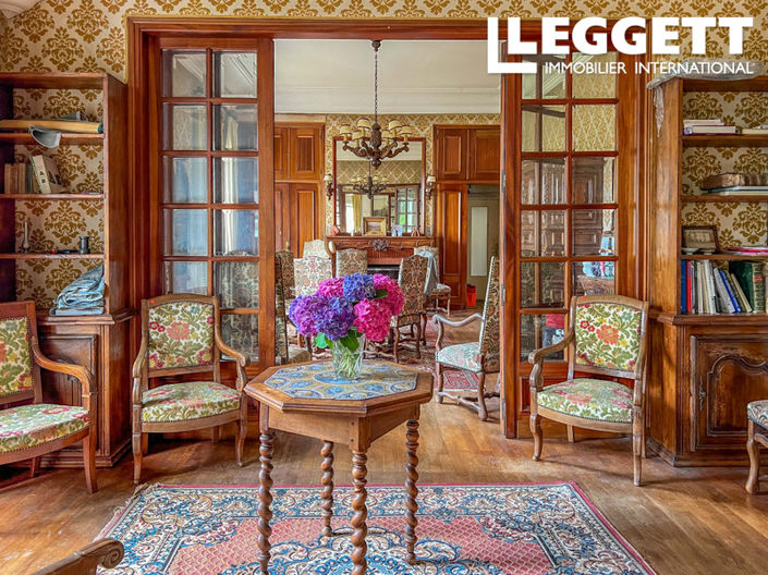 Image No.7-7 Bed House for sale