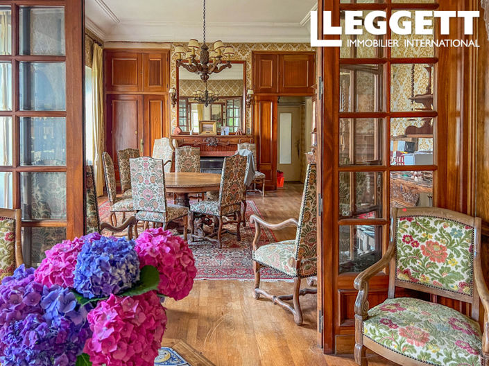 Image No.8-7 Bed House for sale