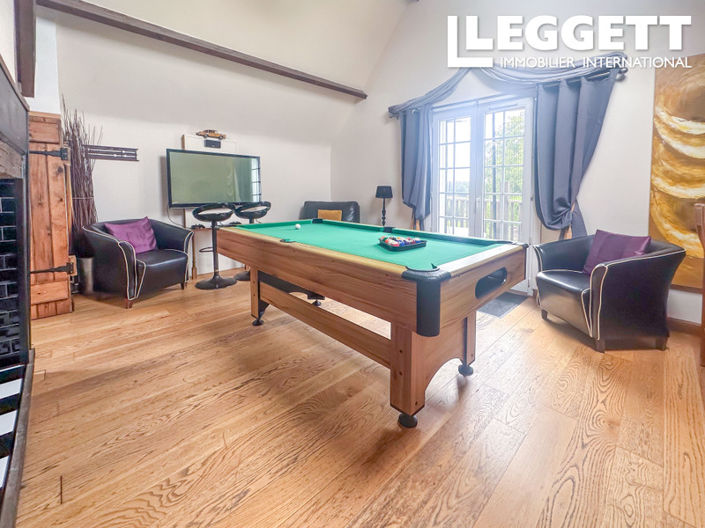 Image No.10-11 Bed House for sale