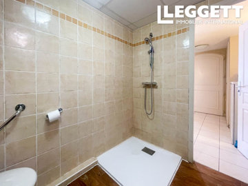 ahr0chm6ly9jzg4uagvzdglhlmltbw8vaw1hz2uvvevom