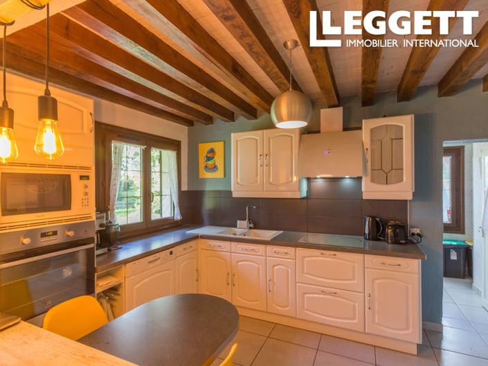 Image No.2-3 Bed House for sale