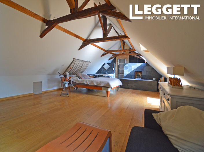 Image No.5-6 Bed House for sale