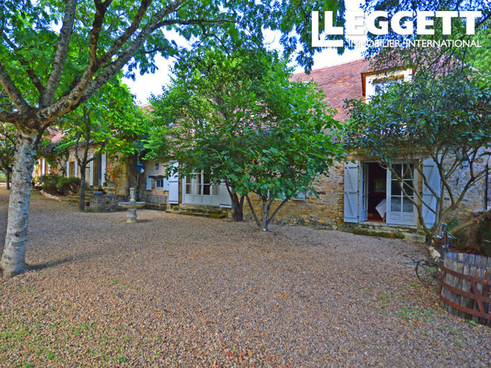 Image No.8-6 Bed House for sale