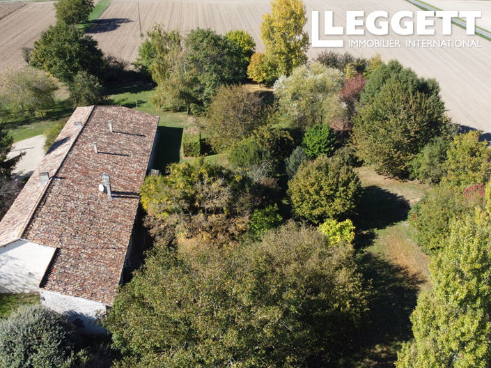 Image No.2-4 Bed House for sale