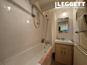 ahr0chm6ly9jzg4uagvzdglhlmltbw8vaw1hz2uvvevom