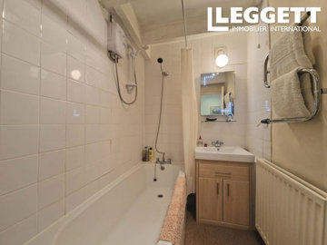 ahr0chm6ly9jzg4uagvzdglhlmltbw8vaw1hz2uvvevom