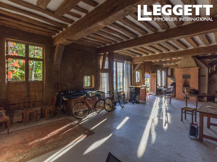 Image No.6-5 Bed House for sale