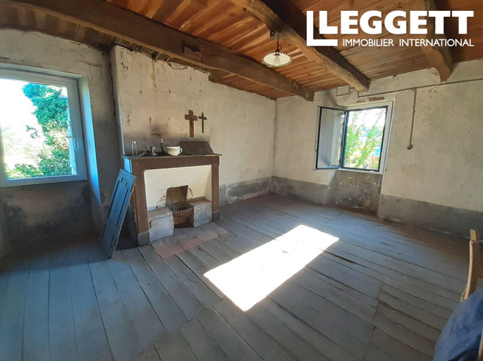 Image No.4-2 Bed House for sale