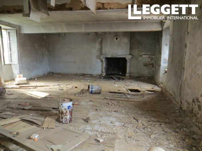 Image No.8-3 Bed House for sale