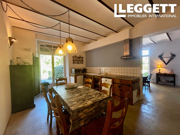 Image No.6-4 Bed House for sale