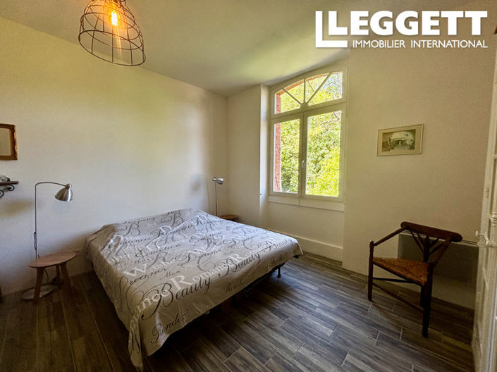 Image No.8-4 Bed House for sale