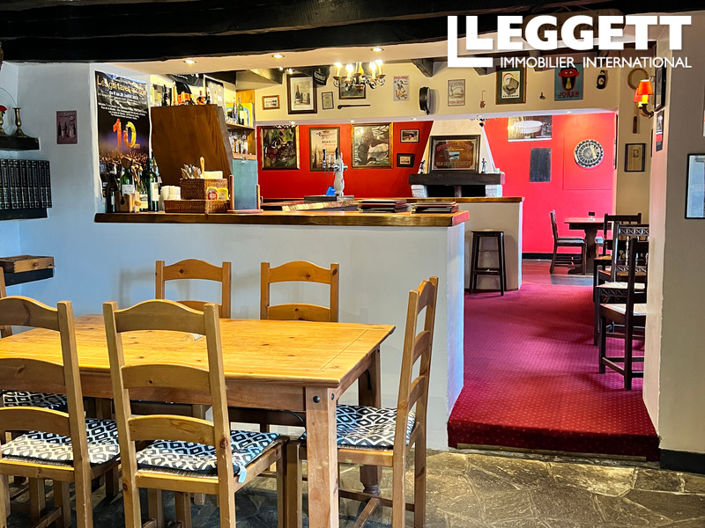 Image No.4-Commercial de 4 chambres à vendre à Chalais