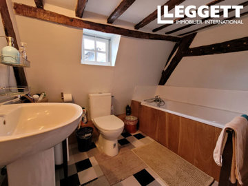 ahr0chm6ly9jzg4uagvzdglhlmltbw8vaw1hz2uvvevom