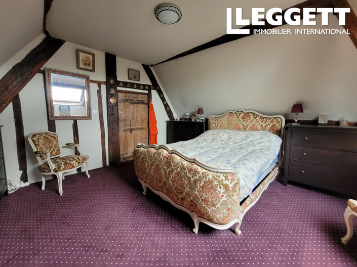 Image No.4-5 Bed House for sale