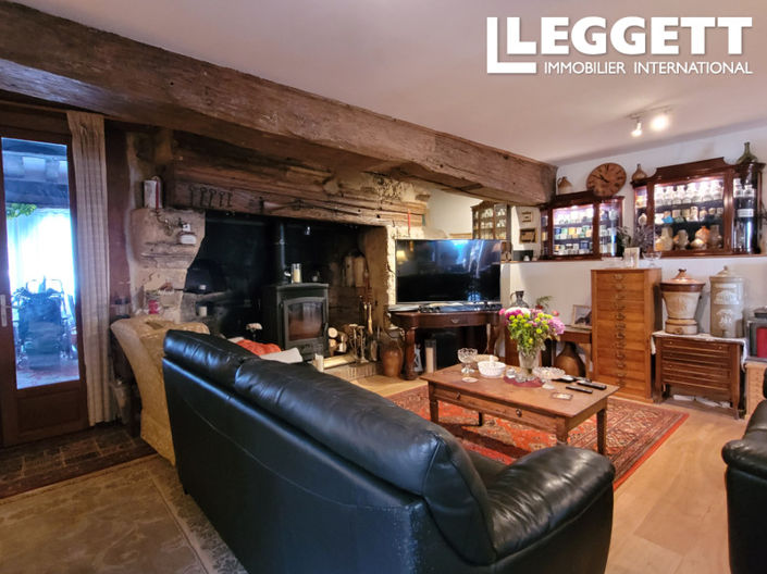 Image No.7-5 Bed House for sale