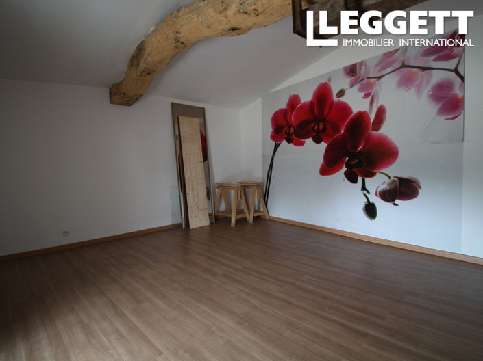 Image No.8-4 Bed House for sale