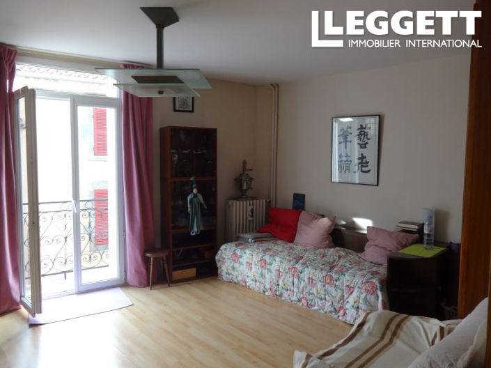 Image No.6-6 Bed House for sale