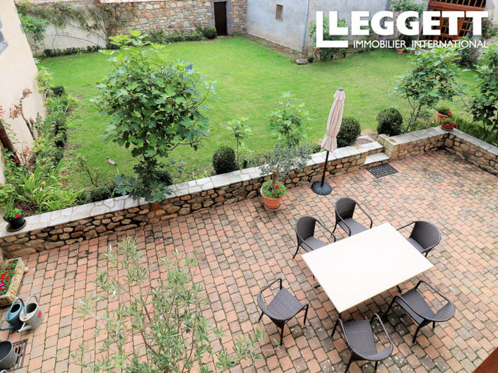 Image No.10-6 Bed House for sale