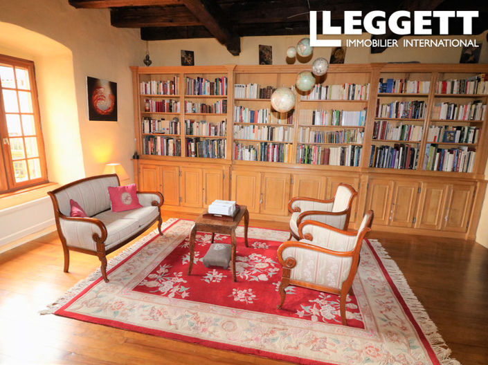 Image No.5-6 Bed House for sale