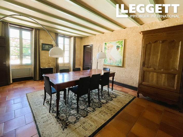 Image No.6-4 Bed House for sale